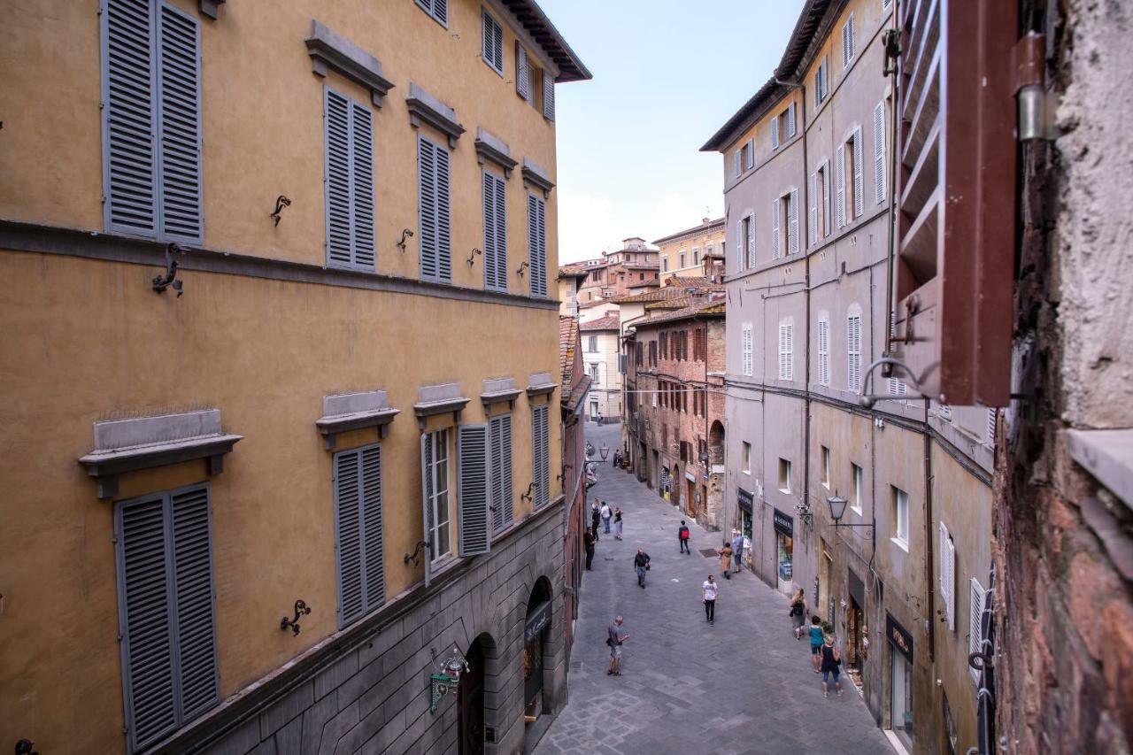 Antica Dimora Del Buongoverno Siena Exterior foto